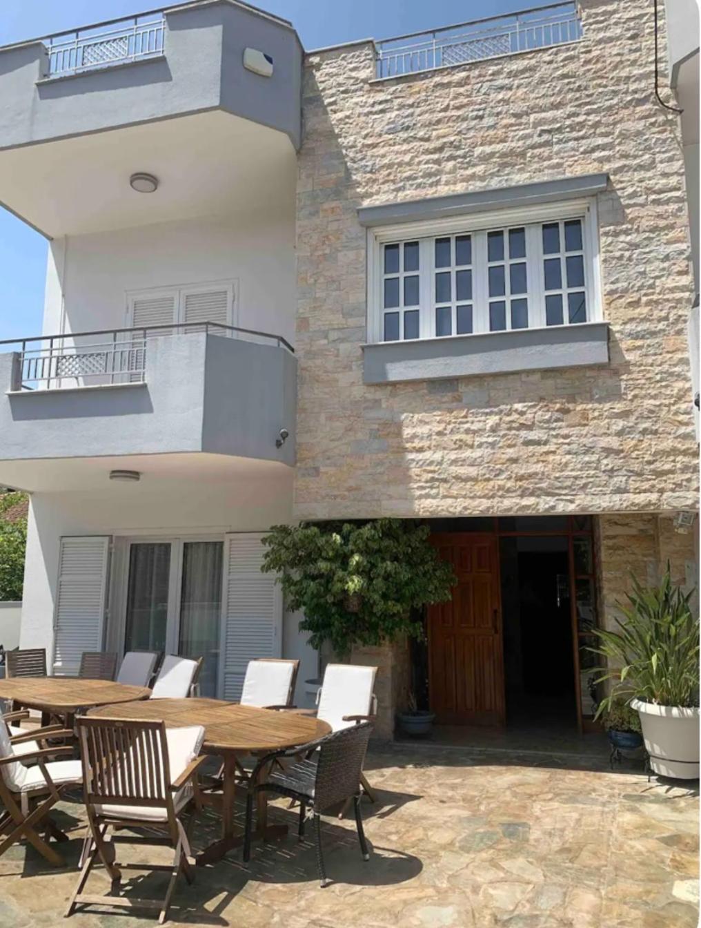 Home4u, Just 7km From Airport *
