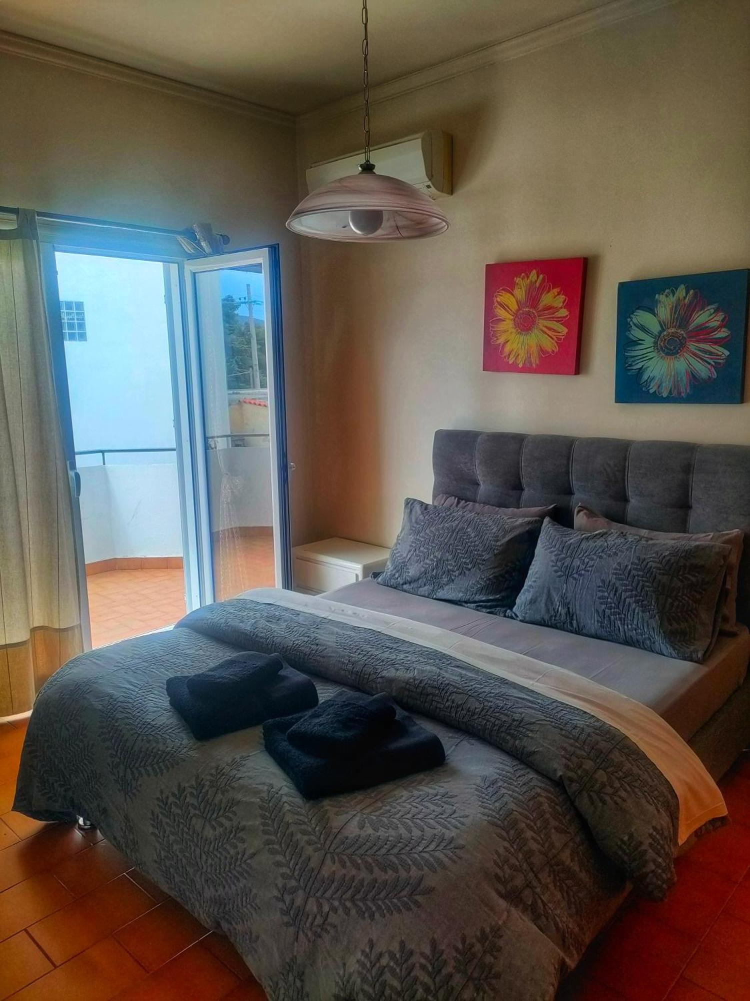 Home4u, Just 7km From Airport Markópoulon