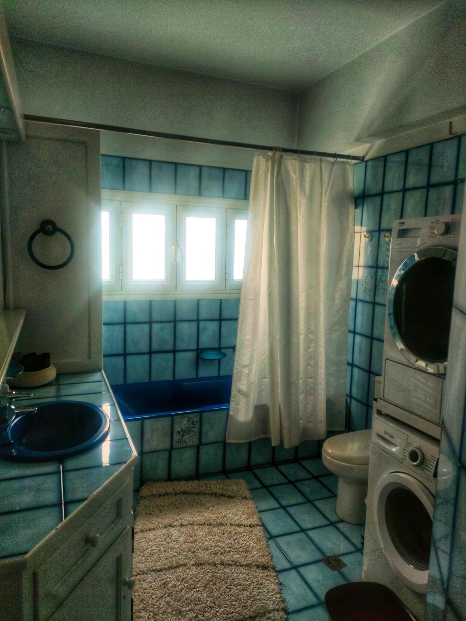 Home4u, Just 7km From Airport Apartment